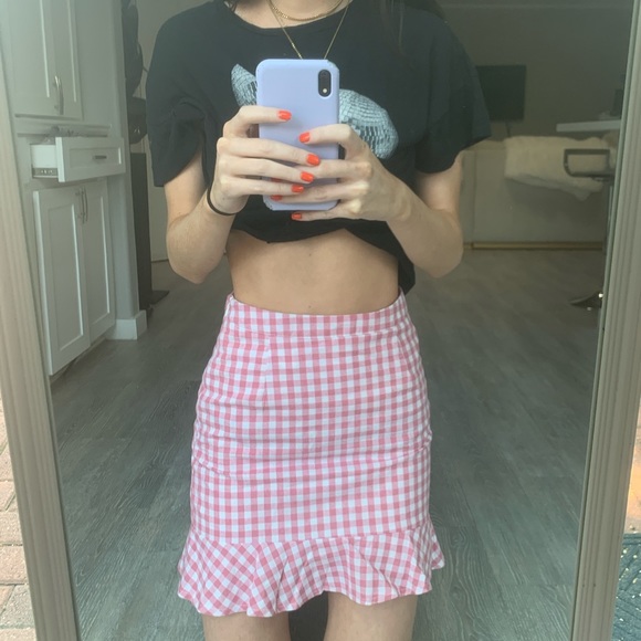 asos new with tags pink mini plaid skirt - Picture 2 of 4